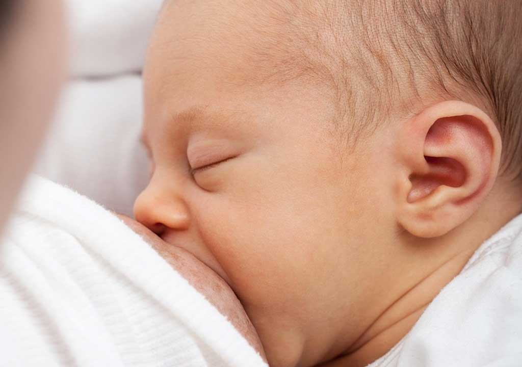 Keeping Nursing Pillows Fresh: Storage Tips and Maintenance